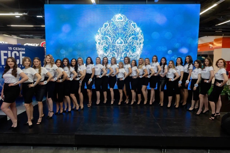 САМОЦВЕТЫ выступили партнером регионального этапа «Мисс офис».